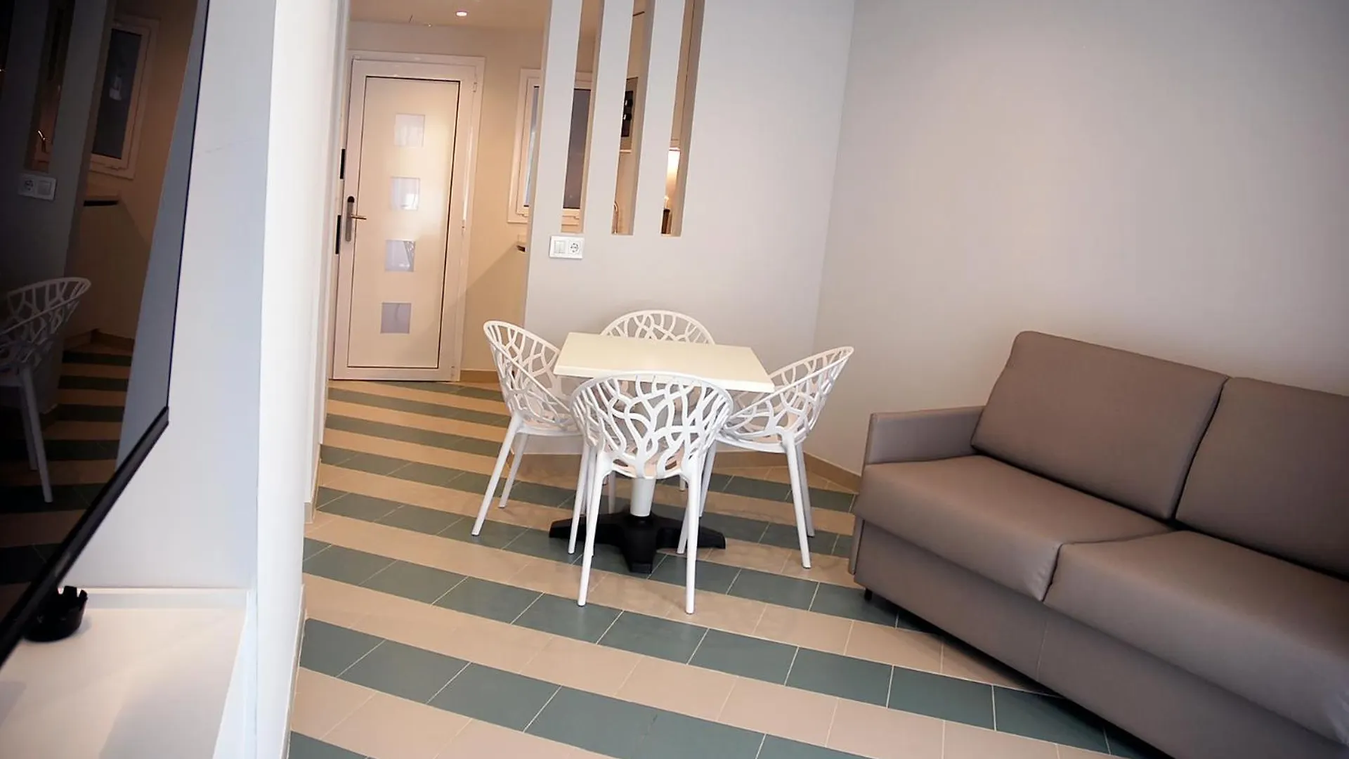 Apartamentos Sunway Arizona Sitges Daire