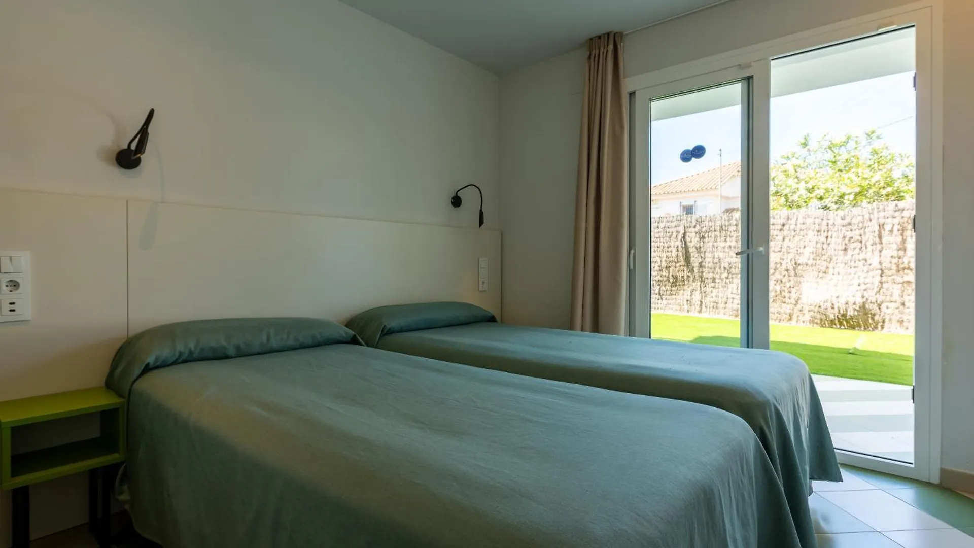 Apartamentos Sunway Arizona Sitges 0*,  İspanya